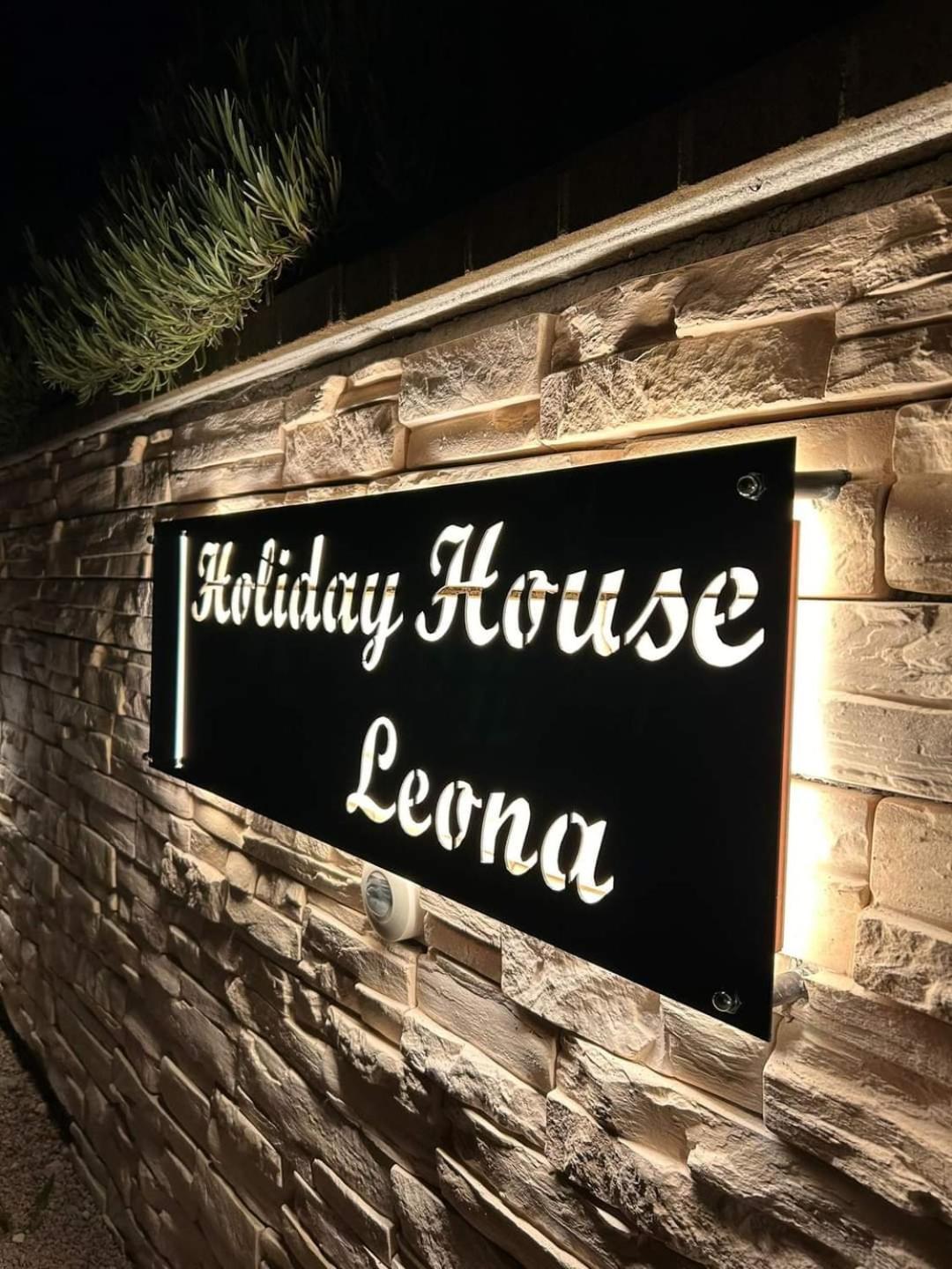 Holiday House Leona Otočac Zewnętrze zdjęcie