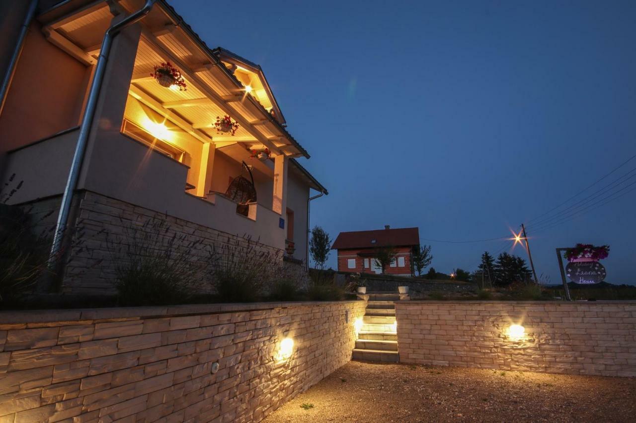 Holiday House Leona Otočac Zewnętrze zdjęcie